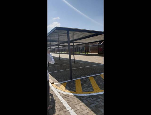 3 BEDROOM APARTMENT FOR SALE IN BEYERS PARK